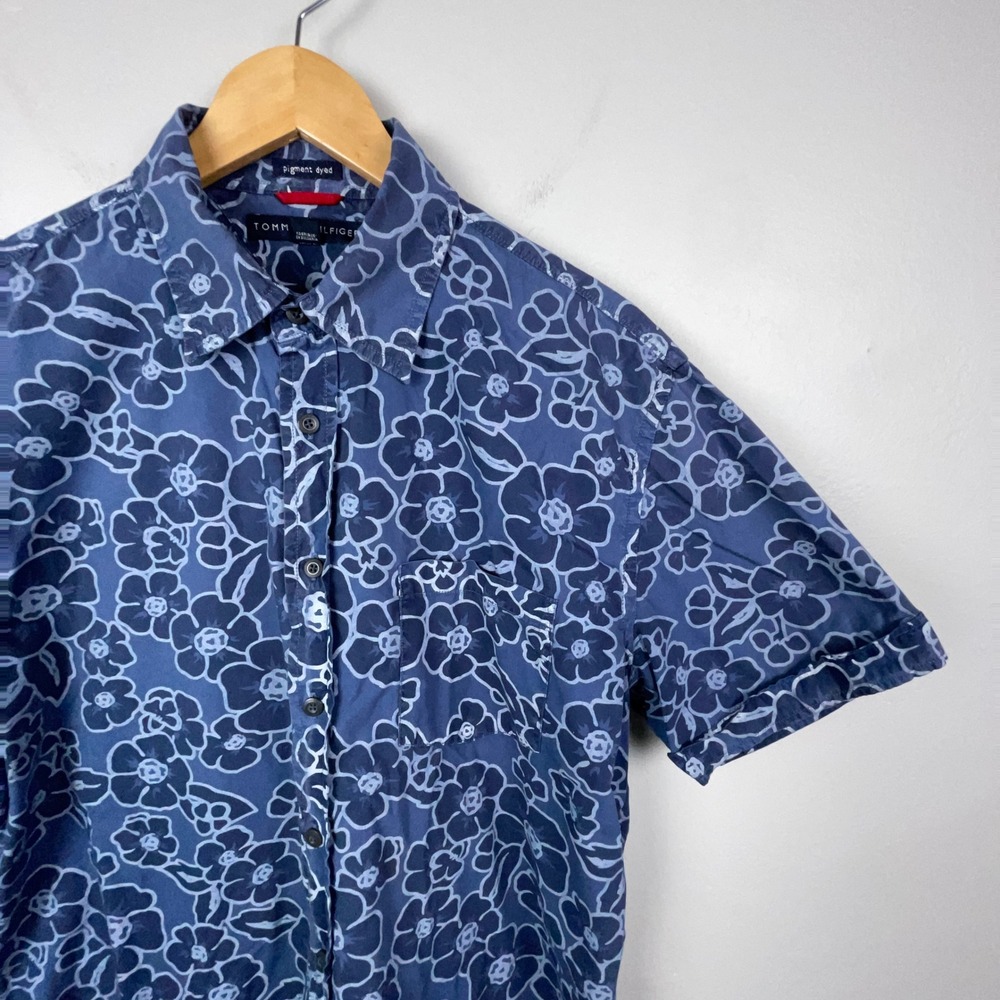 Tommy Hilfiger Shirt Men L Blue Floral Pigment Dyed Short Sleeve Hawaiian Aloha